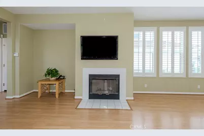 2158 W Cherrywood Lane, Anaheim, CA 92804 - Photo 11