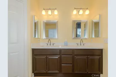 2158 W Cherrywood Circle, Anaheim, CA 92804 - Photo 17
