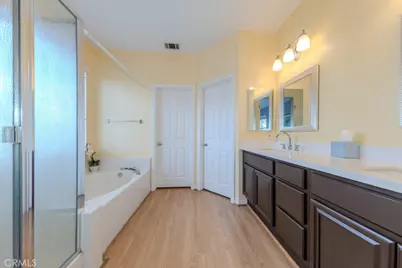 2158 W Cherrywood Circle, Anaheim, CA 92804 - Photo 15