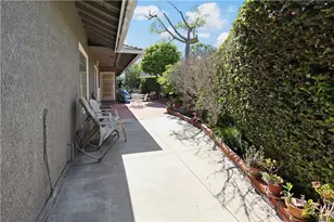 2400 Terraine, Long Beach, CA 90815 - Photo 5