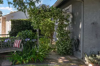 2400 Terraine, Long Beach, CA 90815 - Photo 11