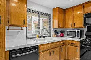 2512 E Willow St, Signal Hill, CA 90755 - Photo 19