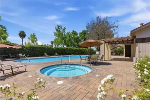 905 Hyde Ct, Costa Mesa, CA 92626 - Photo 13