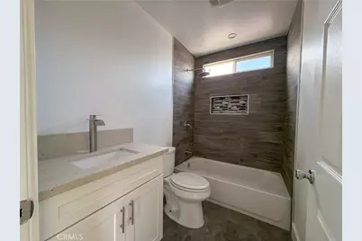 645 W 97th, Los Angeles, CA 90044 - Photo 9