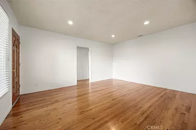 6113 Greenmeadow Road, Lakewood, CA 90713 - Photo 3