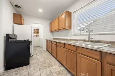 6113 Greenmeadow Road, Lakewood, CA 90713 - Photo 11