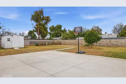 8783 Driftwood, Riverside, CA 92503 - Photo 37