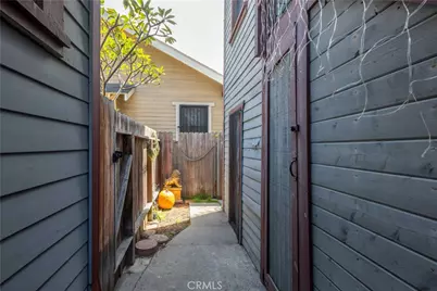 823 Maine, Long Beach, CA 90813 - Photo 25