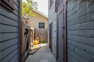 823 Maine, Long Beach, CA 90813 - Photo 25