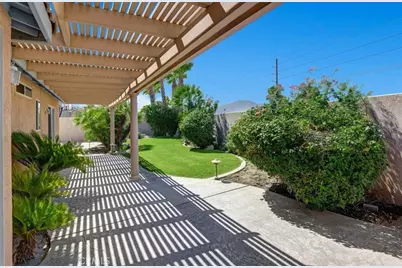 81258 Avenida Esmeralda, Indio, CA 92201 - Photo 11