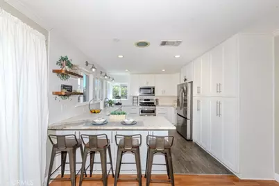 14872 Braeburn Road, Tustin, CA 92780 - Photo 13
