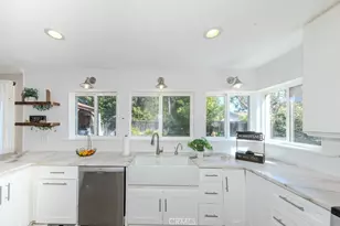 14872 Braeburn Rd, Tustin, CA 92780 - Photo 17