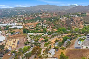 403 Estrelita, Vista, CA 92084 - Photo 27