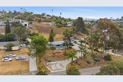 403 Estrelita, Vista, CA 92084 - Photo 37