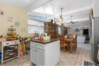2113 W Niobe, Anaheim, CA 92804 - Photo 15