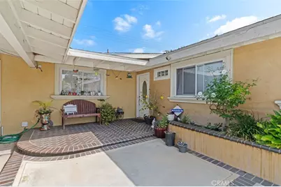 2113 W Niobe, Anaheim, CA 92804 - Photo 5