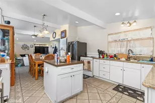 2113 W Niobe, Anaheim, CA 92804 - Photo 13