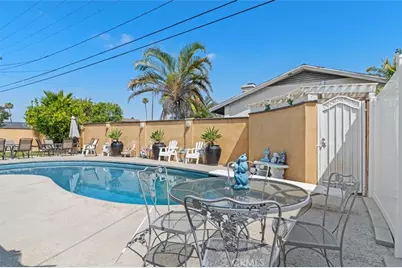 2113 W Niobe, Anaheim, CA 92804 - Photo 27