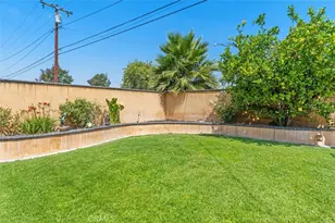 2113 W Niobe, Anaheim, CA 92804 - Photo 23