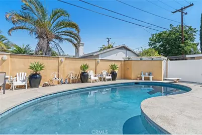2113 W Niobe, Anaheim, CA 92804 - Photo 23