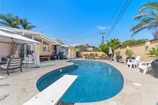 2113 W Niobe, Anaheim, CA 92804 - Photo 29