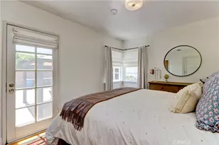 317 N Beachwood Ave, Burbank, CA 91506 - Photo 17