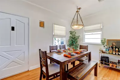 317 N Beachwood Avenue, Burbank, CA 91506 - Photo 9