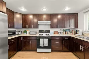 7244 Willis Ave, Van Nuys, CA 91405 - Photo 11