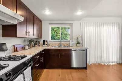 7244 Willis Avenue, Van Nuys, CA 91405 - Photo 13
