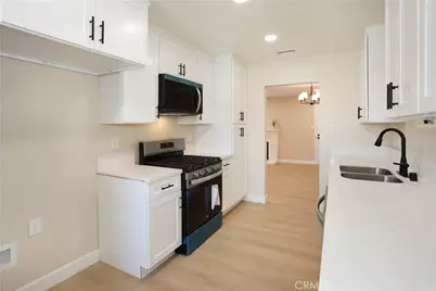 1504 W Kimberly Avenue, Anaheim, CA 92802 - Photo 15