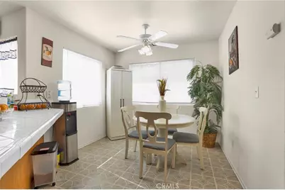 16991 Escala, Victorville, CA 92395 - Photo 19