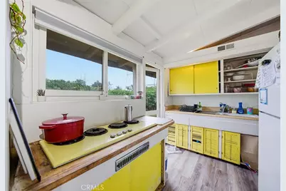 3026 Stevely Avenue, Long Beach, CA 90808 - Photo 17