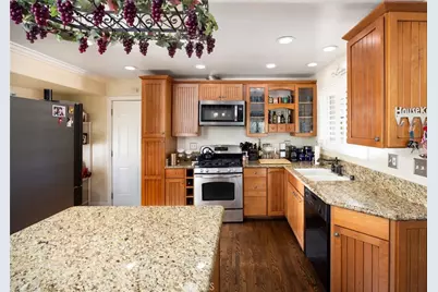 840 E Glendora Avenue, Orange, CA 92865 - Photo 17