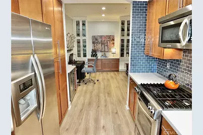300 E 4th #215, Long Beach, CA 90802 - Photo 9