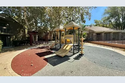 18350 Hatteras #176, Tarzana, CA 91356 - Photo 33