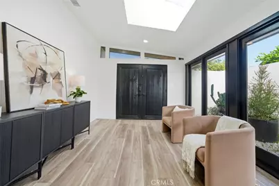 3000 Country Club Drive, Costa Mesa, CA 92626 - Photo 9