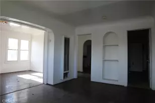 3959 S St Andrews, Los Angeles, CA 90062 - Photo 11