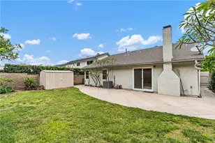7608 E Woodsboro Ave, Anaheim Hills, CA 92807 - Photo 27