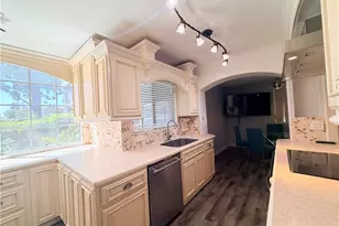 25645 Pine Creek, Wilmington, CA 90744 - Photo 7