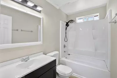 2114 Orange Avenue, Santa Ana, CA 92707 - Photo 35