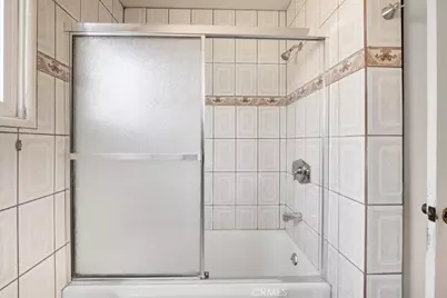 2114 Orange Avenue, Santa Ana, CA 92707 - Photo 17