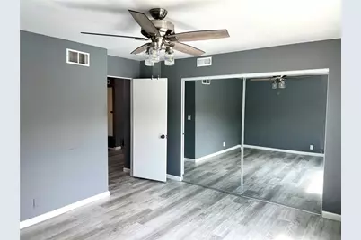 940 E 3rd #4, Long Beach, CA 90802 - Photo 19