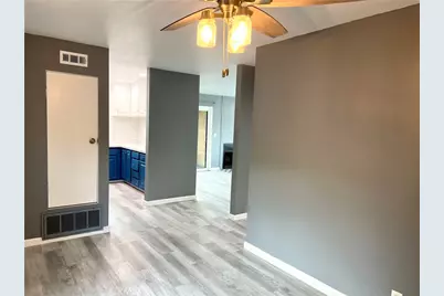 940 E 3rd #4, Long Beach, CA 90802 - Photo 11