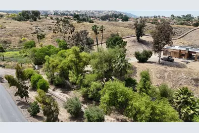 23299 Lawson, Corona, CA 92883 - Photo 13