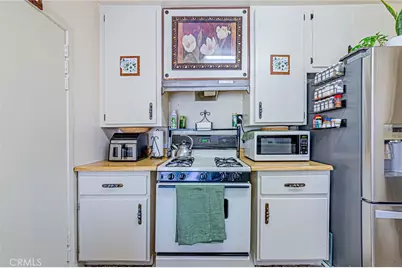 1060 S Rebecca, Pomona, CA 91766 - Photo 21