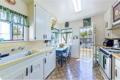 1060 S Rebecca, Pomona, CA 91766 - Photo 25