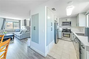 301 W Gladstone St, Azusa, CA 91702 - Photo 5