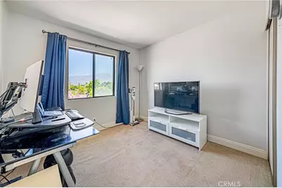 301 W Gladstone Street #13, Azusa, CA 91702 - Photo 13