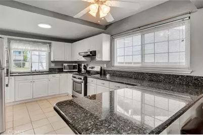 10182 Pimlico, Cypress, CA 90630 - Photo 5