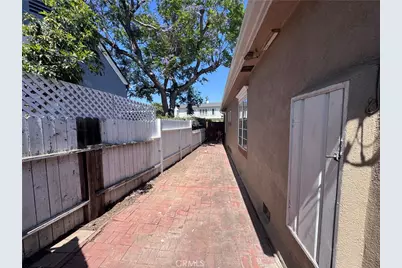 54 La Linda Drive, Long Beach, CA 90807 - Photo 25